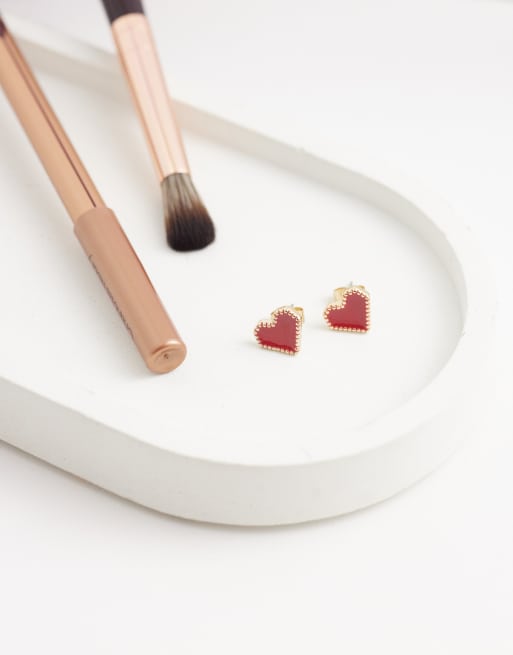 Pieces Valentines heart studs in gold and red, 2 of 4