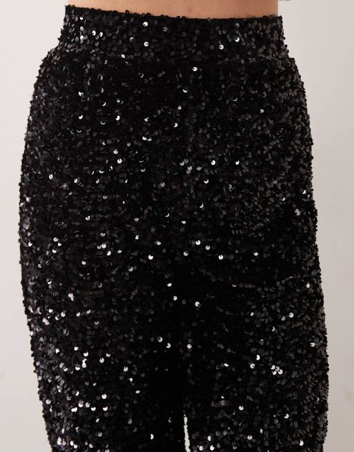 Pieces – Velours-Hose in Schwarz mit weitem Schnitt und Paillettenbesatz, 4 von 5