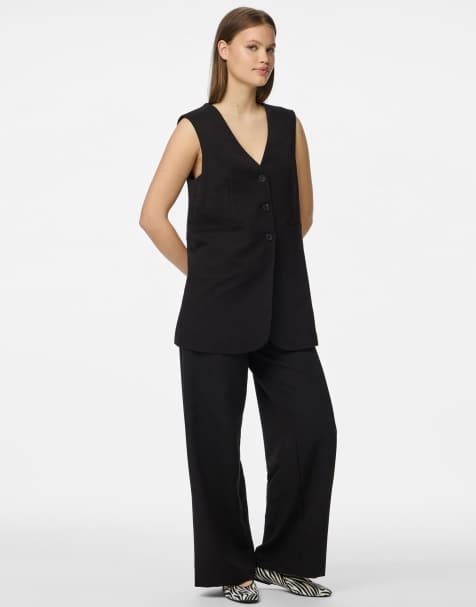 Pieces Vest in black - view 1