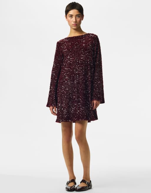 Pieces vestito corto a maniche lunghe con girocollo e paillettes rosso, 3 di 7