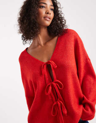 Pieces - Vorne gebundene Strickjacke in Rot