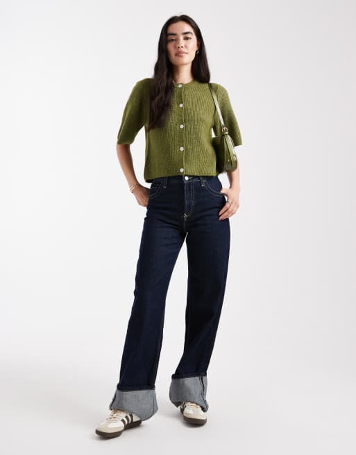 Pieces – Weiche, kurzärmlige Strickjacke in Dunkelgrün, 2 von 4