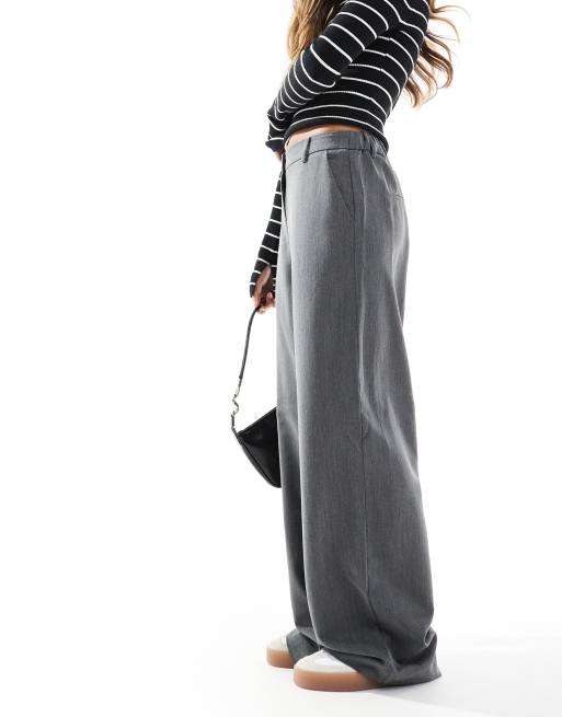 Pieces wide leg dad trousers with belt loops in grey, 3 of 5