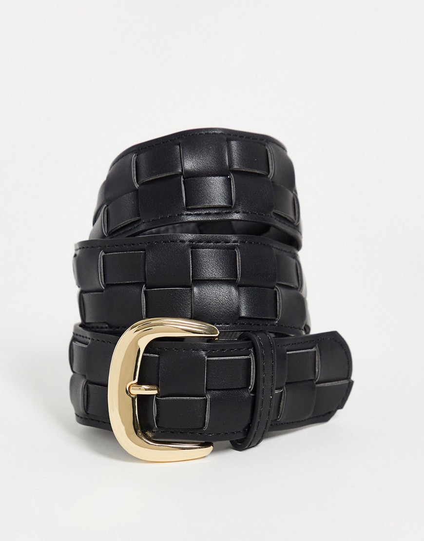 Pieces woven belt with gold buckle in black