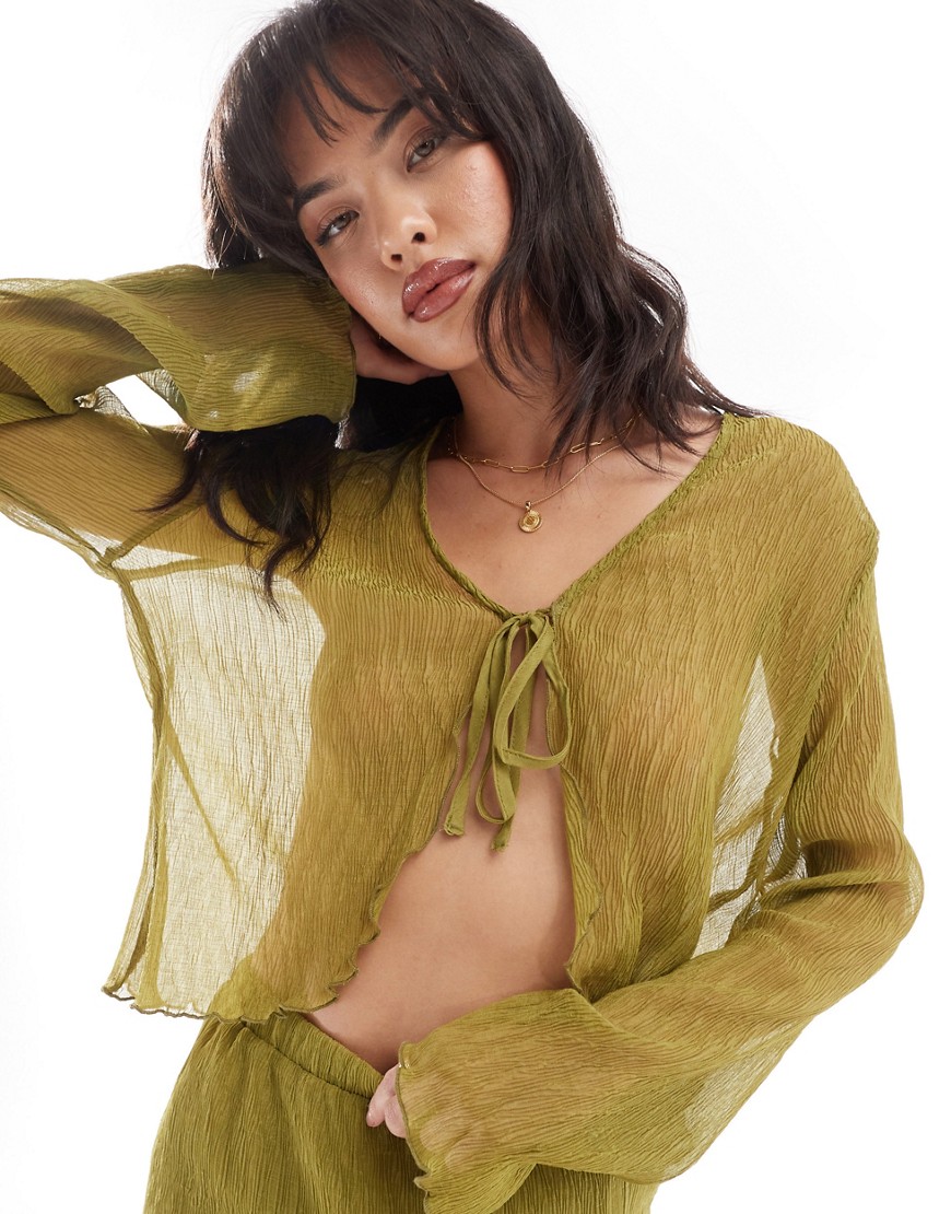 Pieces Woven Sheer Plisse Tie Front Top In Green - Part Of A Set