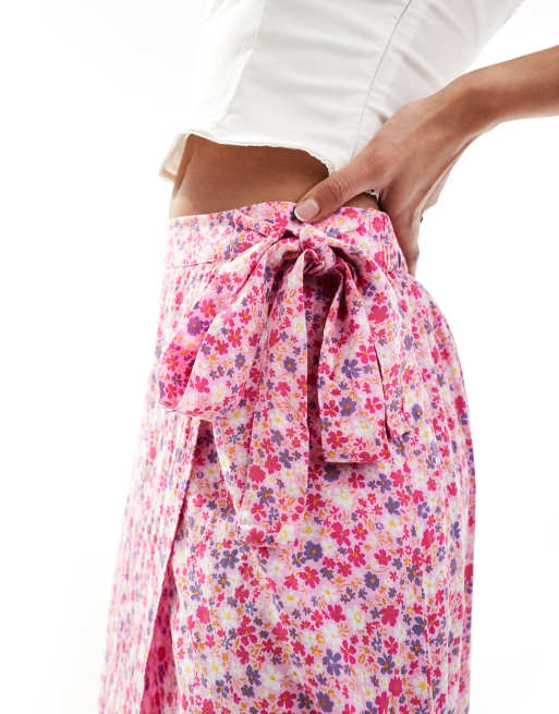 Pieces wrap midi skirt in pink floral, 2 of 5