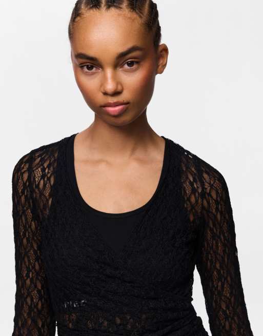 Pieces Wrap top in black1, 4 of 6