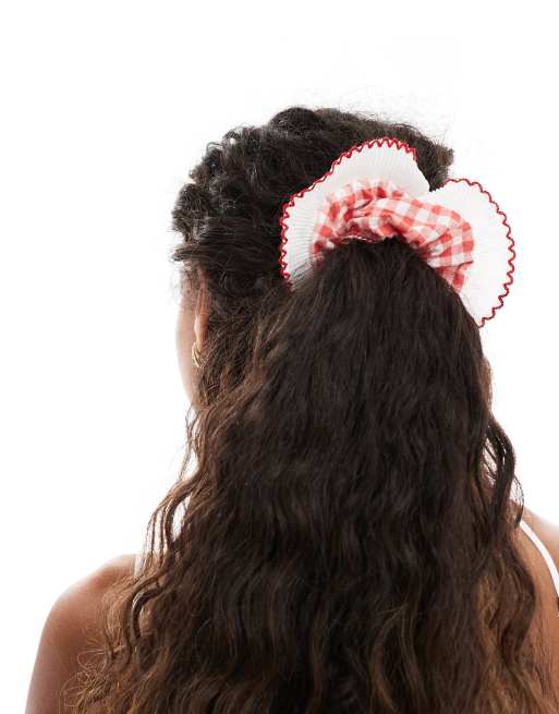 Pieces - XL geplooide scrunchie met gingham ruit in rood en wit