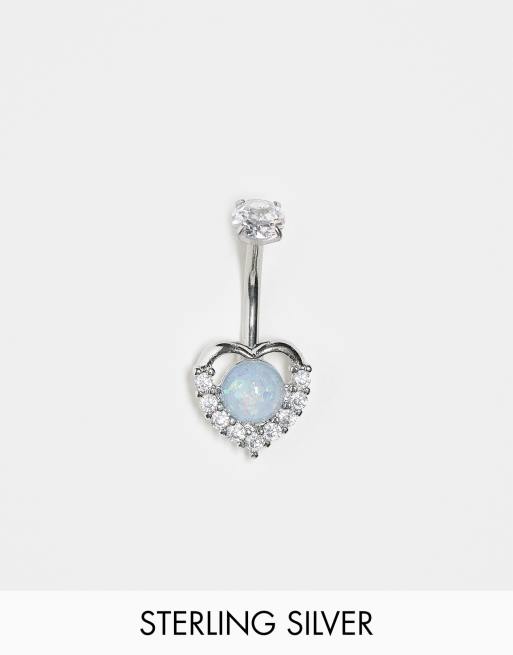 Piercing para el ombligo en forma de corazón de plata de ley con piedra tipo ópalo de Kingsley Ryan