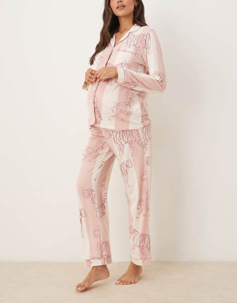 Pijama a rayas de manga larga con estampado de leopardos y cuello de solapas de poliéster de Chelsea Peers Maternity - view 1