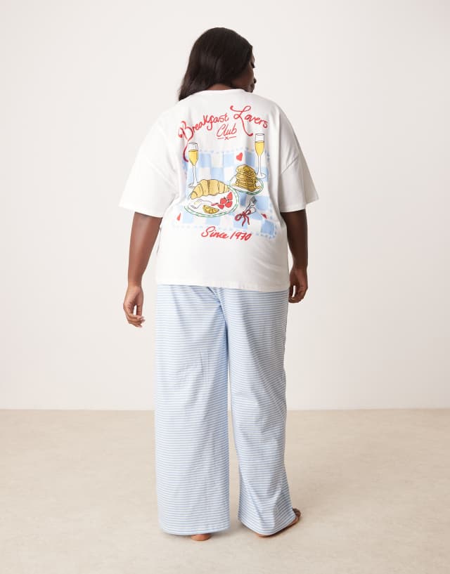 Pijama de camiseta extragrande y pantalones de pernera ancha con estampado "Breakfast Lovers" de ASOS DESIGN Curve - view 1