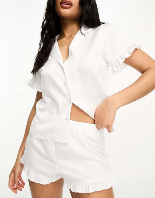 Pijama de novia corto blanco de satén de New Look, 2 de 4