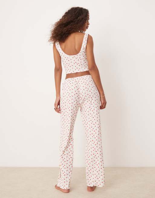 Pijama rojo y blanco con estampado floral estilo chintz de Free People