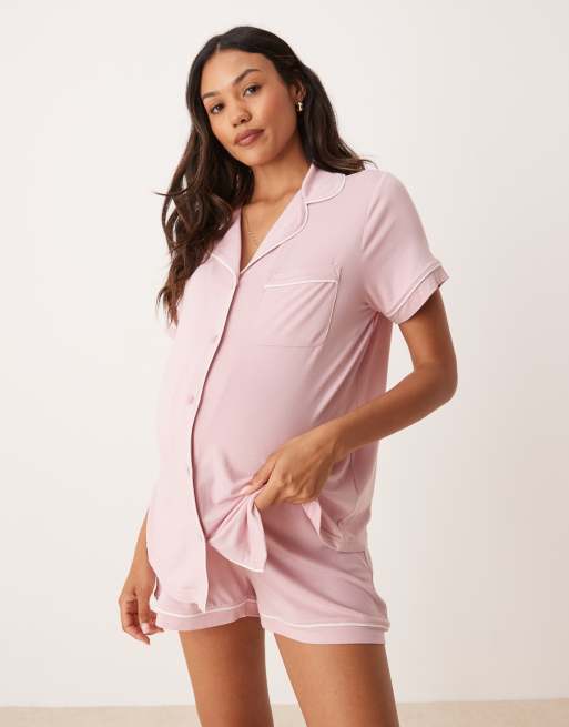Pijama rosa empolvado de pantalones cortos y camisa de manga corta de tejido muy suave de ASOS DESIGN Maternity