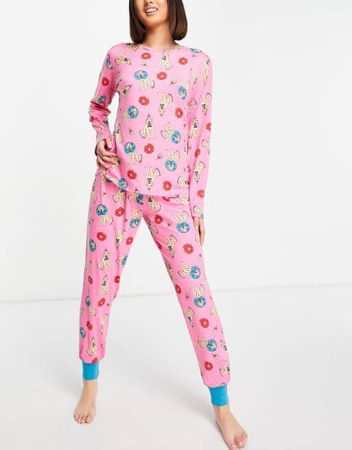 Pijama rosa largo con estampado de perros de cumpleaños de Chelsea Peers