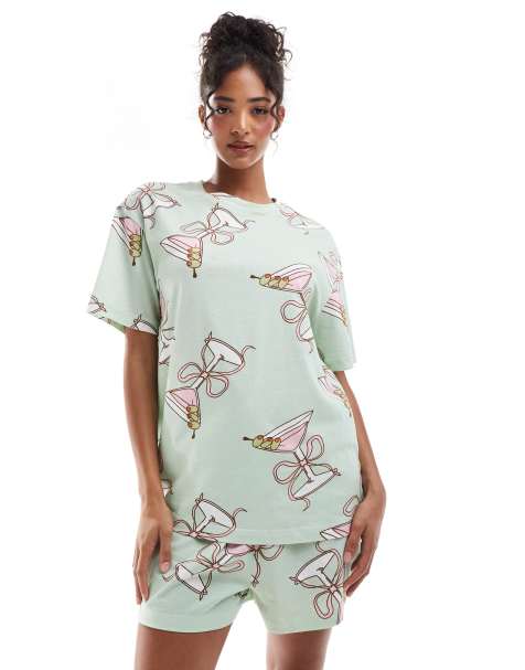 Pijama verde de pantalones cortos y camiseta extragrande con estampado de copas de cóctel de ASOS DESIGN - view 1