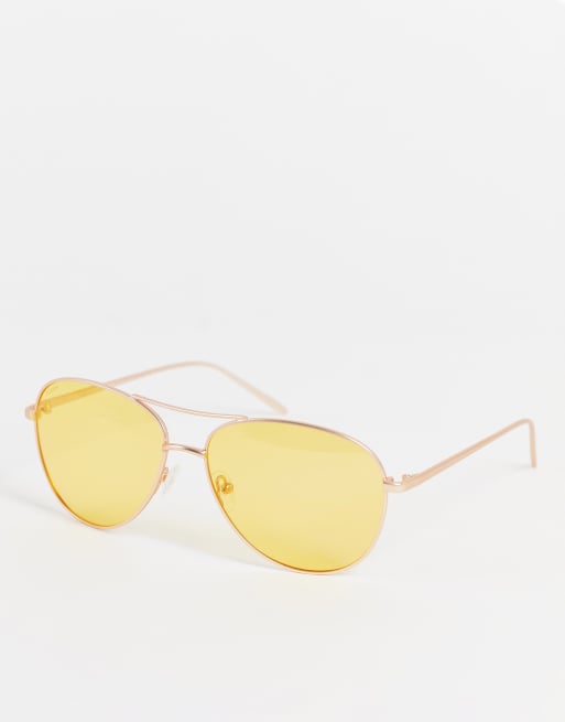 Pilgrim – Nani – Vergoldete Sonnenbrille mit schmalem Rahmen