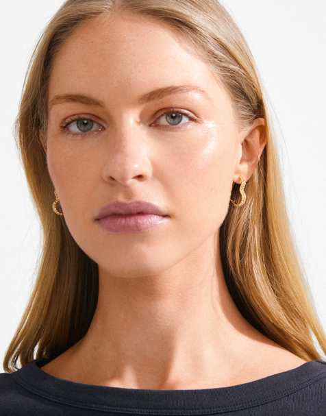 Pilgrim Sora heart earrings in gold plated - view 1