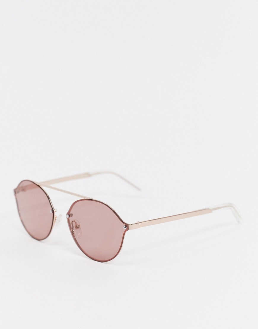 Pilgrim - Zadie - Ovalen zonnebril met gouden montuur-Roze