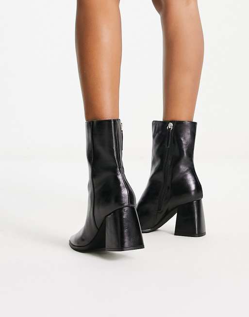 Pimkie block heeled boots in black