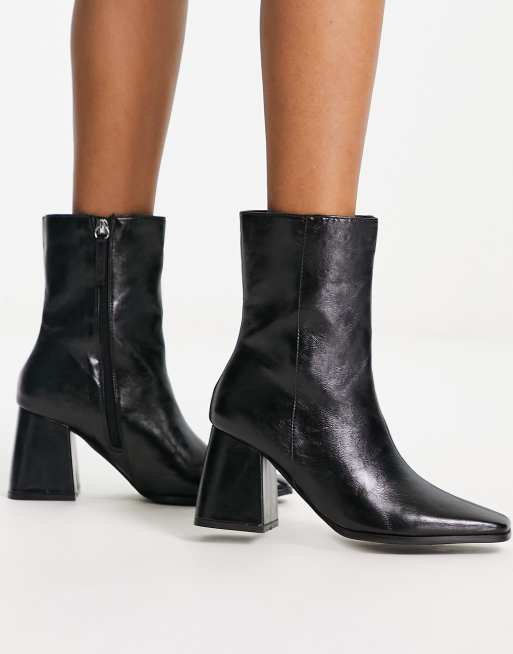 Pimkie block heeled boots in black