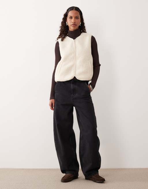 Pimkie borg sleeveless zip through vest in cream, 2 of 4