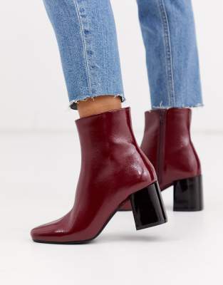 bottines rouges vernies