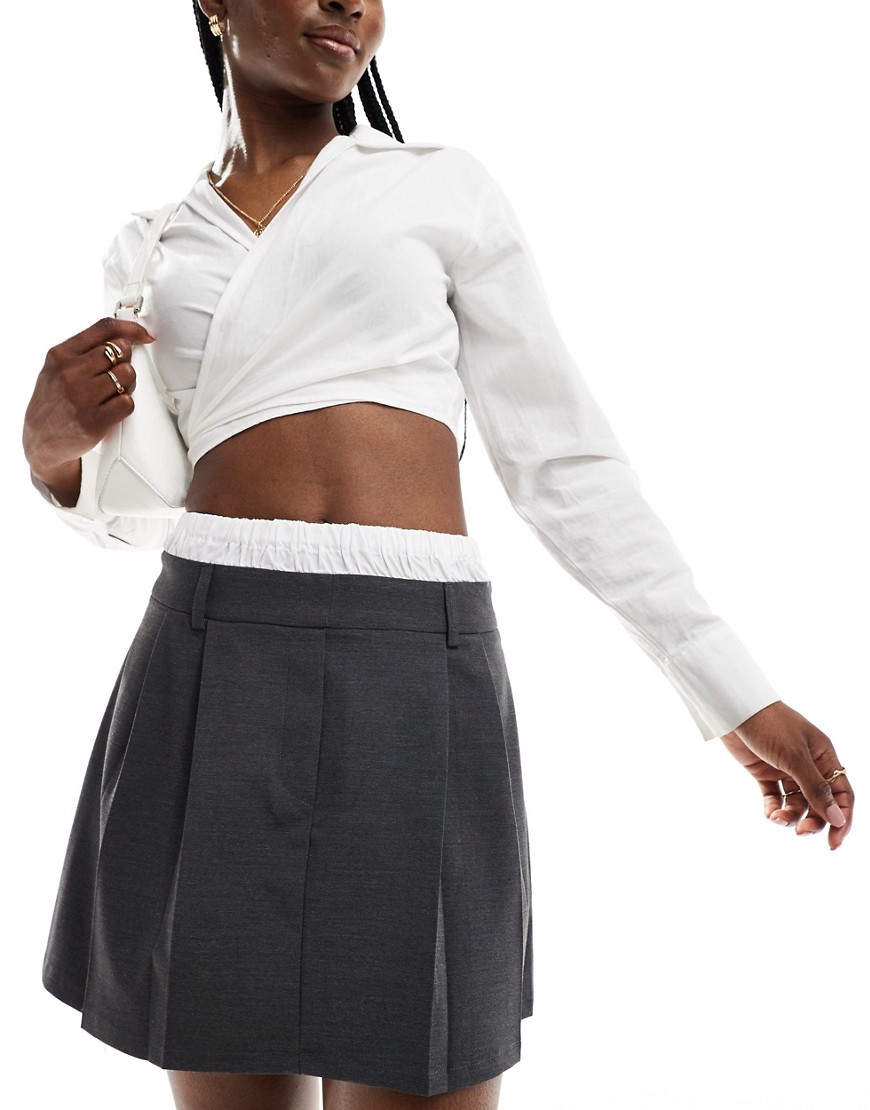 Pimkie boxer waistband pleated mini skirt in grey