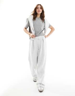 Pimkie Pimkie boyfriend t-shirt in grey