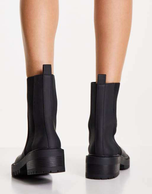 Pimkie chelsea boot in black ASOS