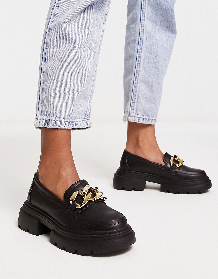 Pimkie chunky loafer with gold chain detail in black