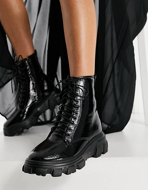Shoes Boots/Pimkie chunky patent boot in black 