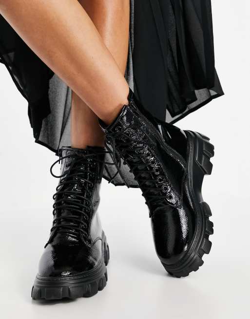 Pimkie chunky patent boot in black