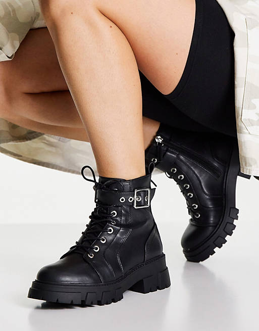  Boots/Pimkie chunky sole lace up biker boot in black 