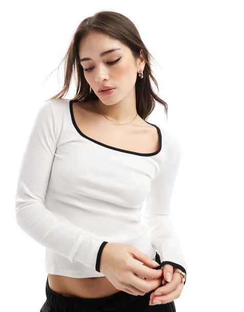 Pimkie contrast trim square neck top in white and black - view 1