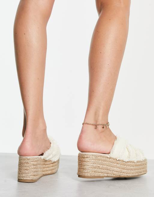 Pimkie - Cremehvide slidte flatform-sandaler med krydsremme, 3 af 4