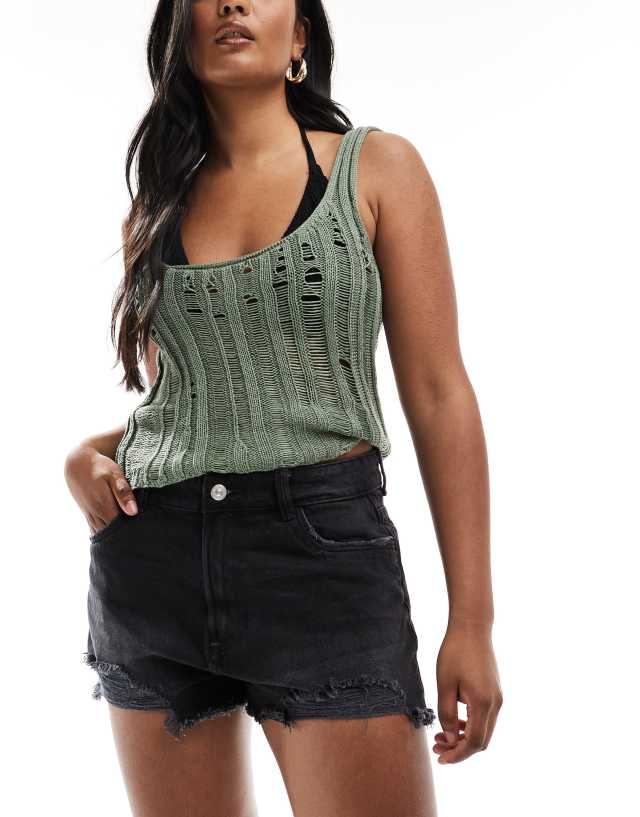 Pimkie - distressed high waisted denim shorts in black