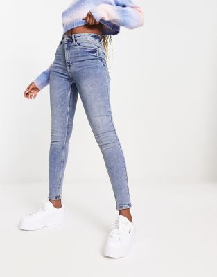 Pimkie - Enge Jeans mit hohem Bund in Blau-Neutral