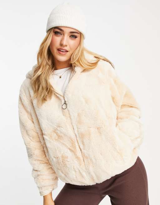 Furry shop beige jacket