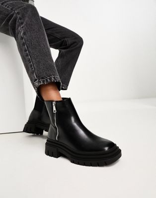  faux leather zip detail flat boots 