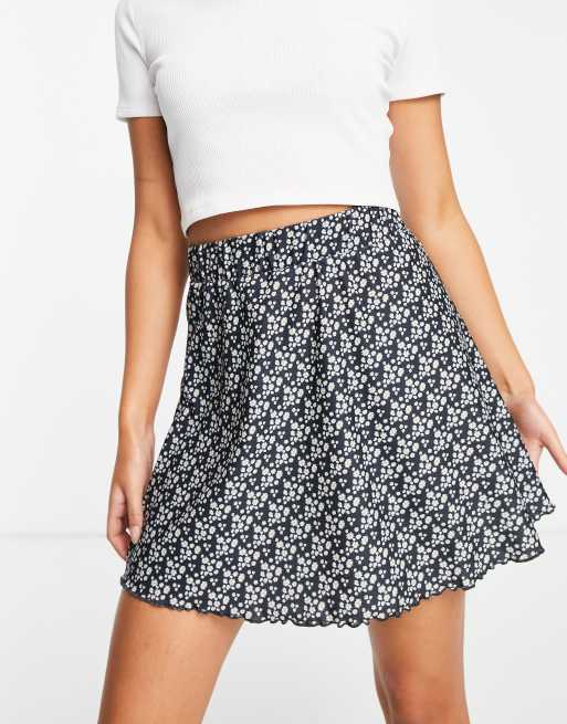 Pimkie floral print skater mini skirt in black | ASOS