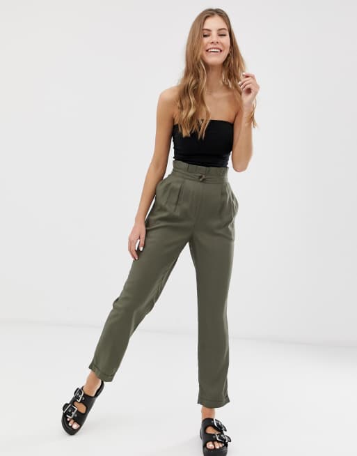 Pimkie – Grüne Hose mit Paperbag-Taille