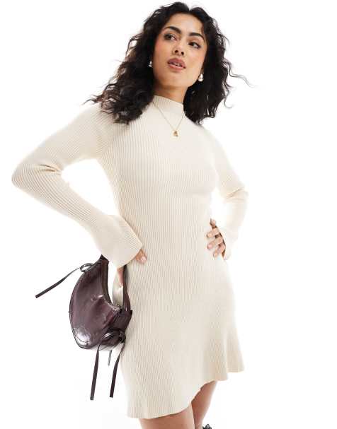 Pimkie – Hochgeschlossenes Skater-Pulloverkleid aus Rippstrick in Ecru mit ausgestellten Ärmeln - view 1