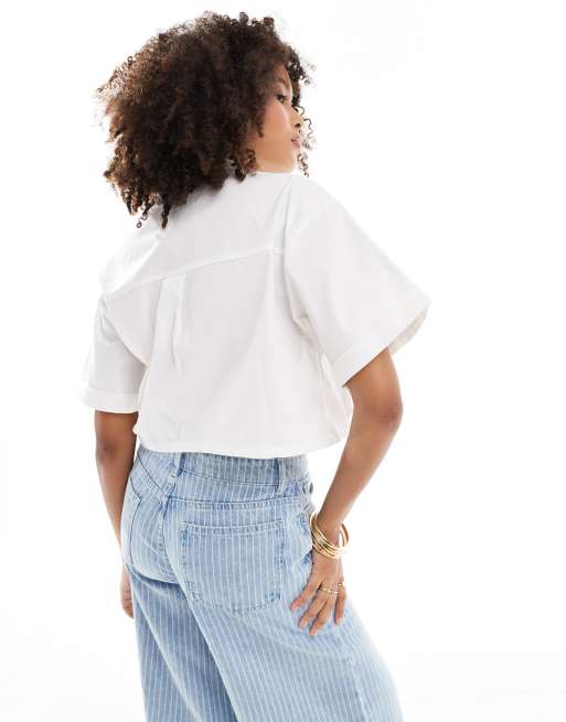 Pimkie – Kurzärmlige Hemdbluse in Weiß mit Taschendetail und kurzem Schnitt, 2 von 4