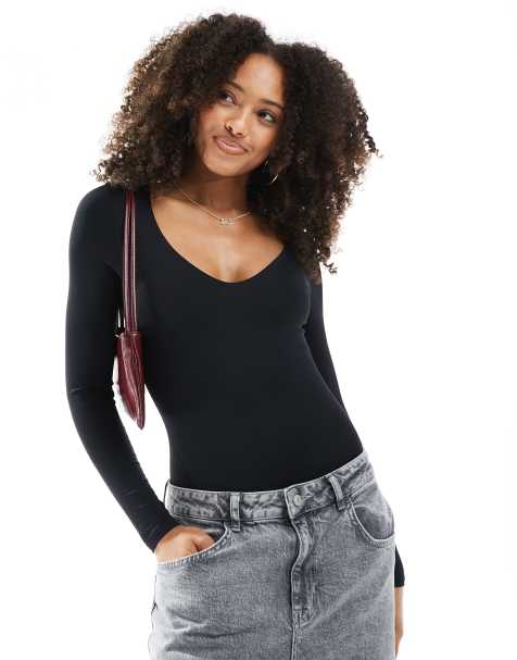 Pimkie low scoop neck body in black - view 1