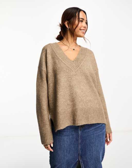 Pimkie Maglione taglio lungo in misto lana color talpa con scollo a V ASOS