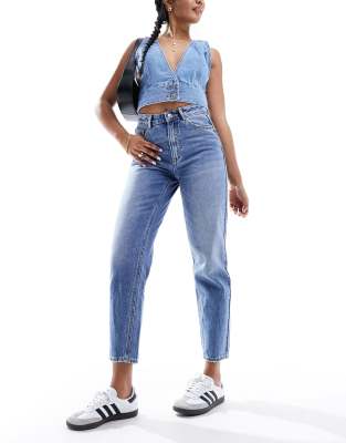 Pimkie - Mom-Jeans in blauer Waschung mit hohem Bund