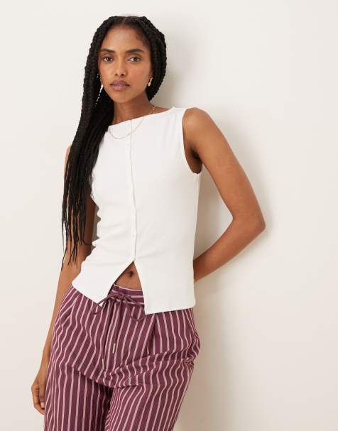 Pimkie ribbed sleeveless button down split front waistcoat top in white - view 1