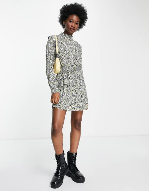 Pimkie Robe courte à col montant et taille plissée avec imprimé