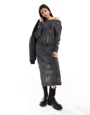 Pimkie – Schulterfreies, gestricktes Midi-Pulloverkleid in Anthrazit mit Laufmaschenstruktur